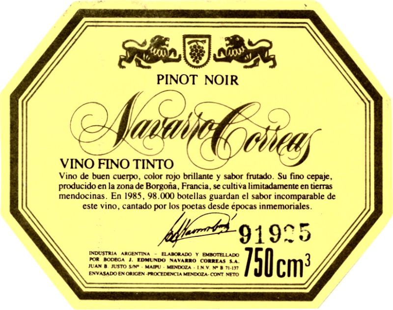 Navarro Correas_pinot noir 1981.jpg